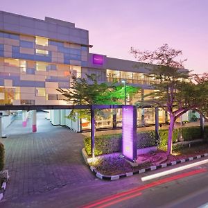 Quest Hotel Simpang Lima - Semarang By Aston